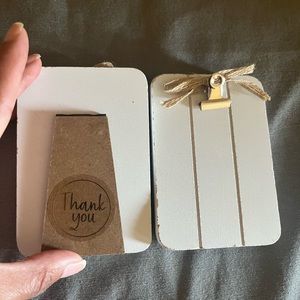 Mini clip photo frame